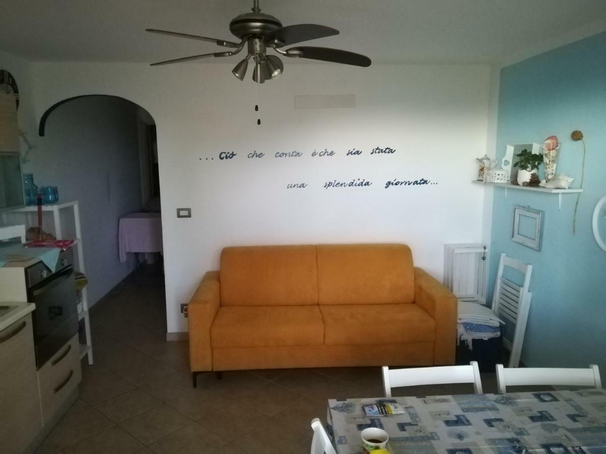 Happy Sun Apartment Castelsardo Exterior photo