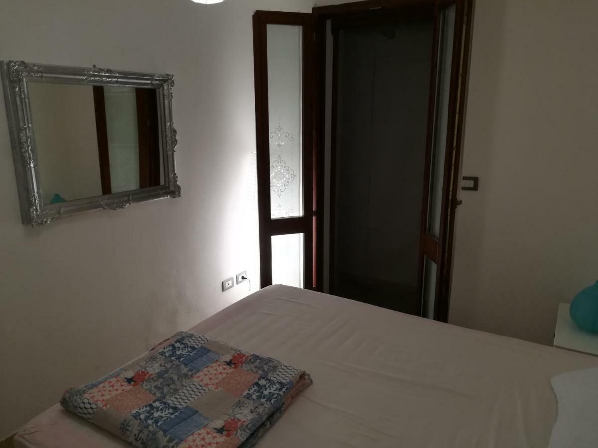 Happy Sun Apartment Castelsardo Exterior photo